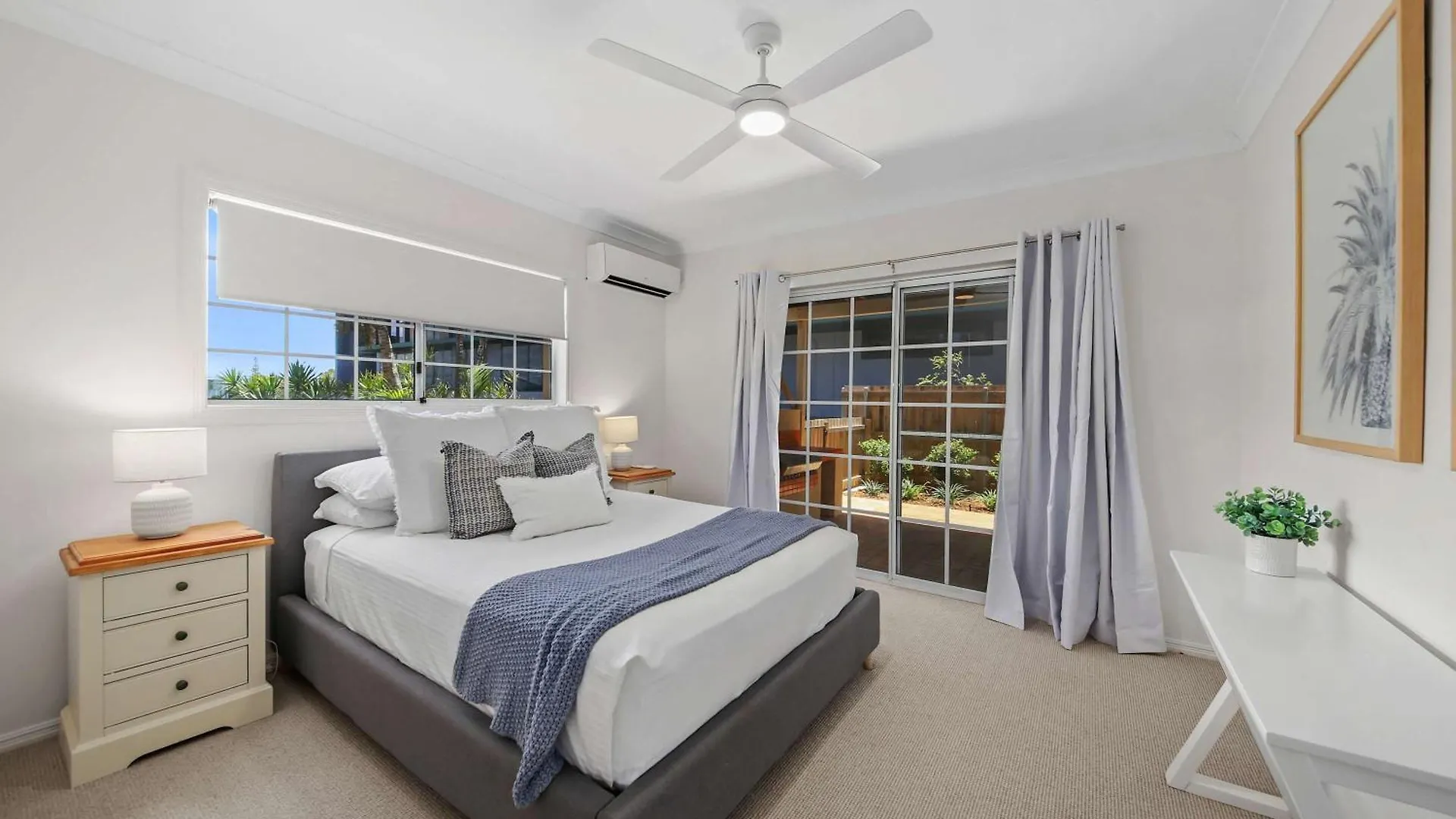 The Pacific - Absolute Beachfront In Buddina Holiday home