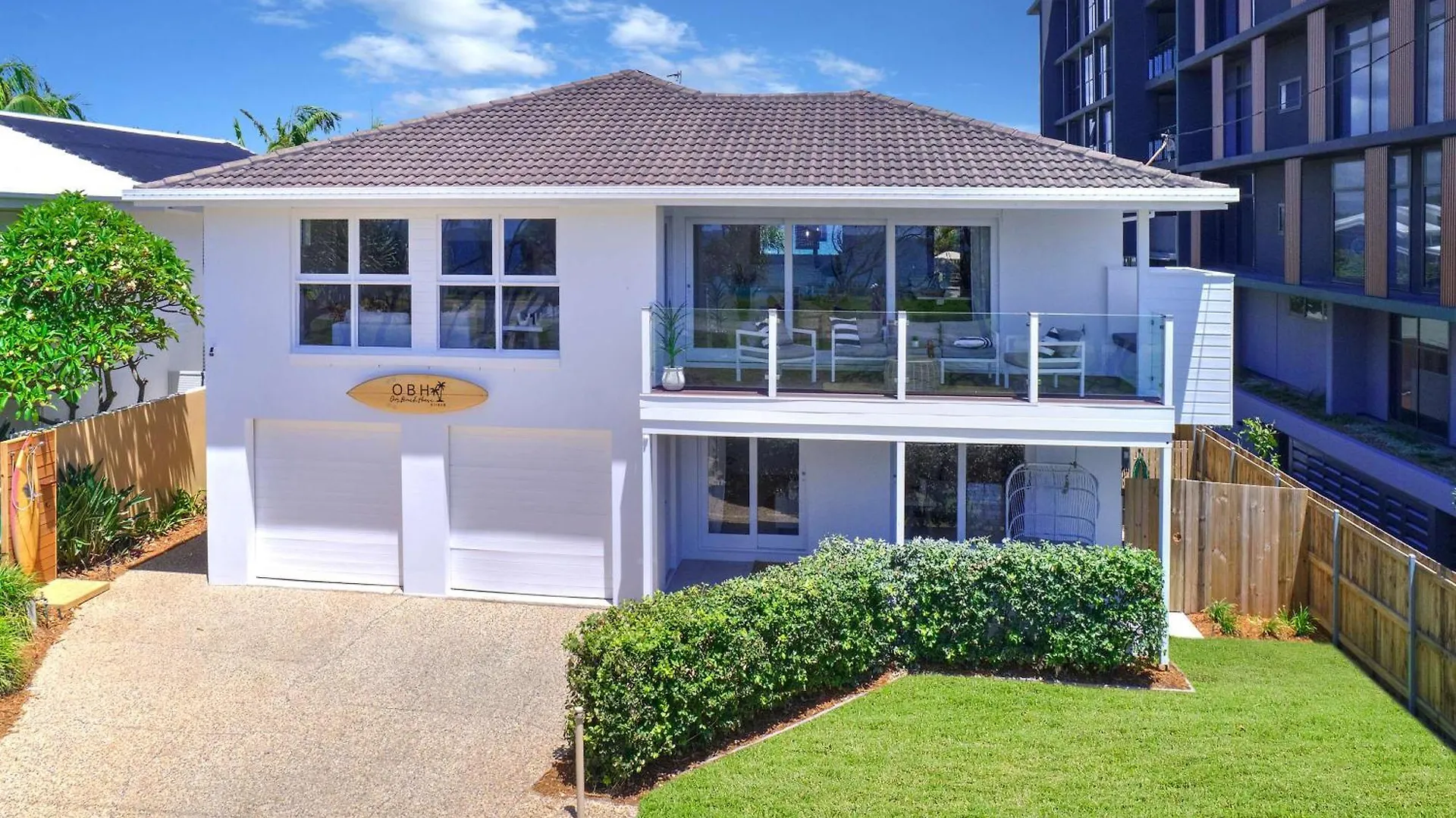 The Pacific - Absolute Beachfront In Buddina